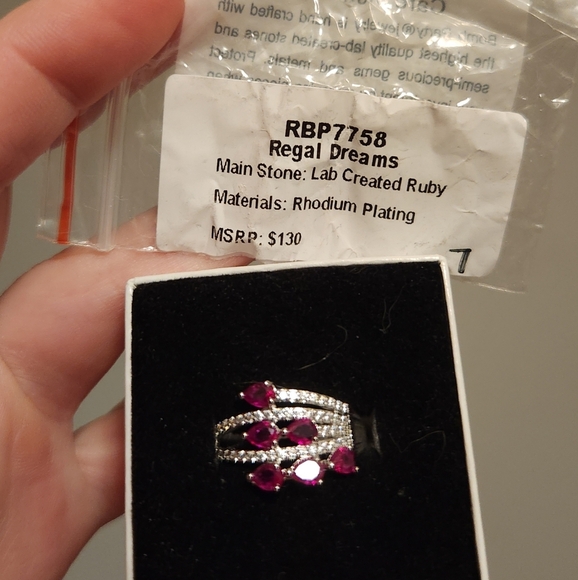 Bomb Party Regal Dreams - Picture 3 of 3